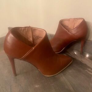 BCBGeneration Women's Hadix Ankle Booties in brown faux leather size 10